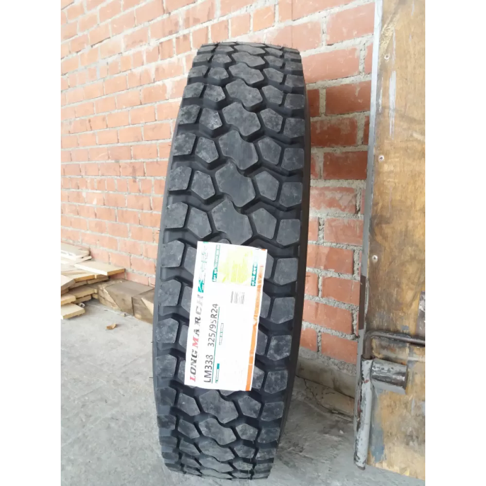 Грузовая шина 325/95 R24 Long March LM-338 22PR в Верхние Серги