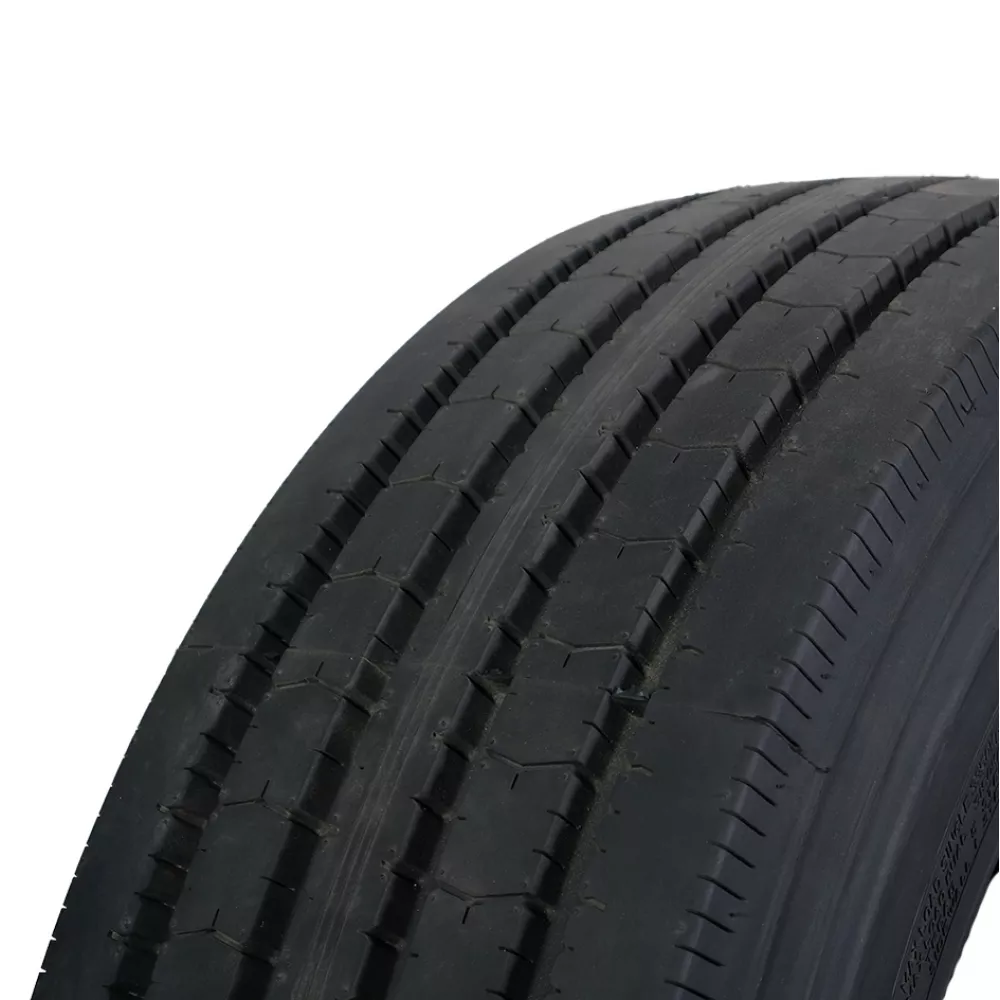 Грузовая шина 285/70 R19,5 Long March LM-216 18PR в Верхние Серги