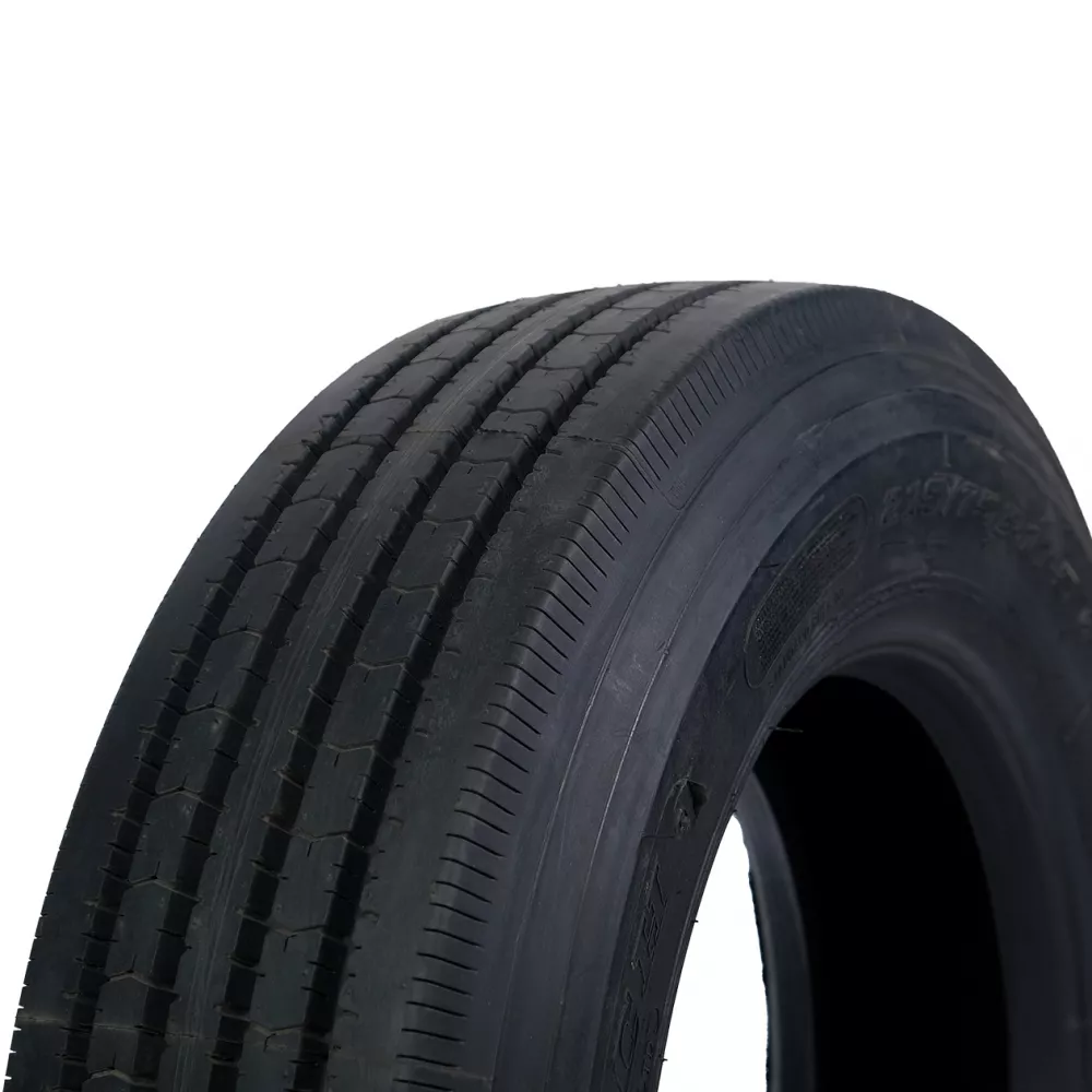 Грузовая шина 215/75 R17,5 Long March LM-216 16PR в Верхние Серги